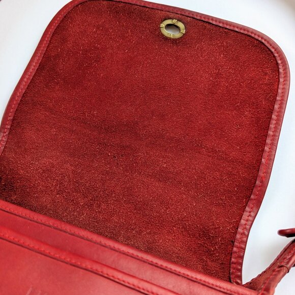 Vintage Coach NYC Small Shoulder Bag 9530 Red Larger Variation - Picture 14 of 16